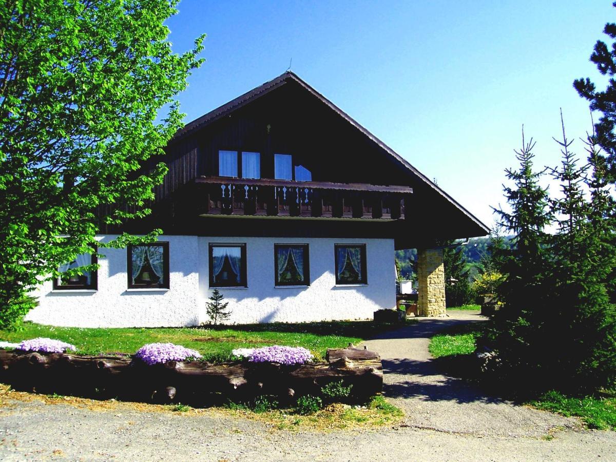 Landgasthof Heldenberg Lauterstein 外观 照片